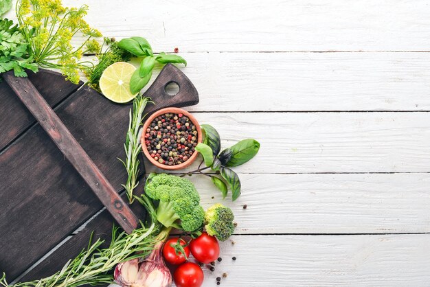świeże składniki na stole